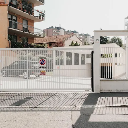 Casa Aurora San Siro Free Garage&wi-fi Apartamento *